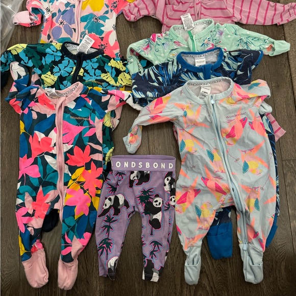 Roots jumper and bonds sleepers and pants - Picture 2 of 2